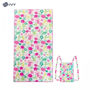 Kids' beach towel with bag