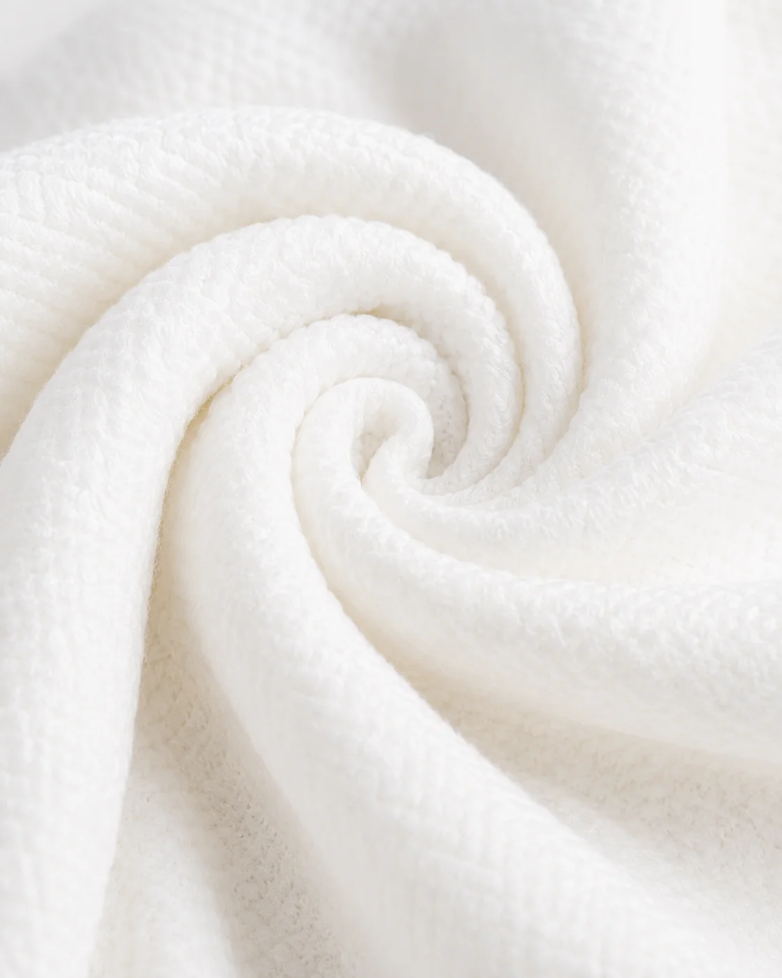 Soft and thick disposable face towel texture